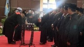 Foto: Suasana Pelantikan 50 Anggota DPRD Terpilih