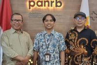 Foto: Paling kiri Kepala BPKAD Lotim paling kanan Ketua DPRD Lotim M.Yusri