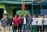 Foto: Kunjungan Wabup Lotim Ir.H.Moh. Edwin Hadi Wijaya bersama mahasiswa asal Lombok di Asrama Yogyakarta
