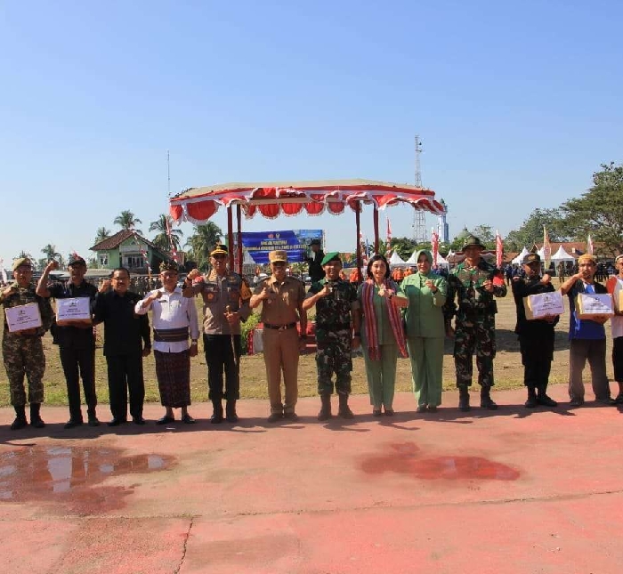 Foto: penutupan TMMD ke 121 di Lombok Timur