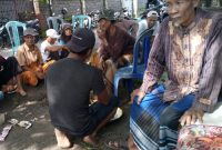 Foto: Diskusi Kelompok Tani wilayah Kecamatan Sakra bersama PPL Dinas Pertanian Lotim