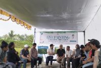 Foto: Diskusi Wakil Bupati Lotim, Ir.H.Moh. Edwin Hadiwijaya, MM, bersama Seniman Seni Rupa dan stage holder terkait.