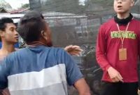 Foto: Sopir Dump Truck arogan ancam petugas jaga perbatasan tanpa ada pengawalan petugas