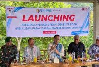 Foto: Wakil Bupati Lombok Timur, Ir.H.Moh.Edwin Hadiwijaya.MM. (tengah)