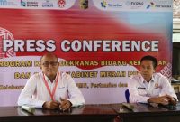 Foto: Vice Presiden CSR dan SMEPP PT.Pertamina (Kiri) dan Asisten Ekonomi dan Pembangunan Pemda Lotim, Ahmad Masfu (Kanan)