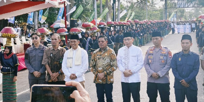 Foto: Bupati dan Wakil Bupati Lotim bersama Sekda dan jajaran Forkopimda sambut tahun baru islam 1447 H.