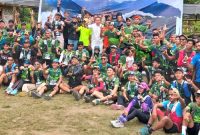 Foto: Wabup Lotim Edwin Hadiwijaya bersama peserta Nanggi Tiktok Chalence