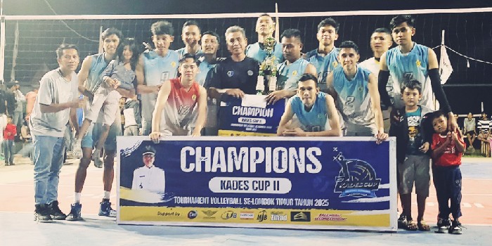 Foto: Tim Bola Voli Putra Labuhan Haji Peraih Juara I Turnamen Kades Cup Labuhan Haji