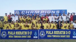 Foto: Para Punggawa Perselotim bersama Official, Ketua Askab PSSI, Sekda dan Pejabat Pemda Lotim