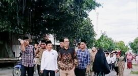Foto: Muhammad Luthfi, S.Ag, Anggota DPRD Lotim dari Partai Perindo bersama masyarakat & konstituen