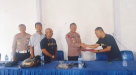 Foto: Kapolres Lotim dan jajaran bersama para Punggawa Forum Wartawan Media Online Lotim