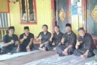 Foto: Diskusi Ketua Laskar NTB bersama jajaran anggota