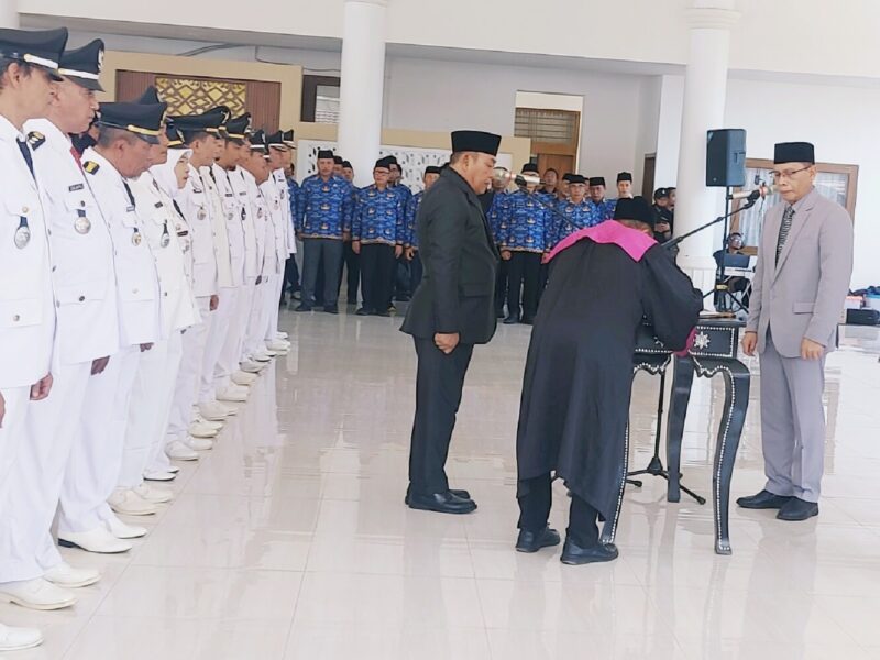 Foto: Suasana Pelantikan Eselon III dan IV lingkup Pemda Lombok Timur di Pendopo Bupati