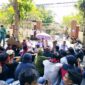 Foto: Aliansi Masyarakat Suela Menggugat Aksi di Pengadilan Negeri Selong