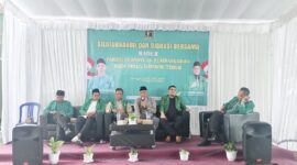 Foto: Ketua DPC dan Sekretaris Partai PPP Lombok Timur bersama anggota DPRD PPP saat konsolidasi bersama seluruh Kader PAC se Lombok Timur