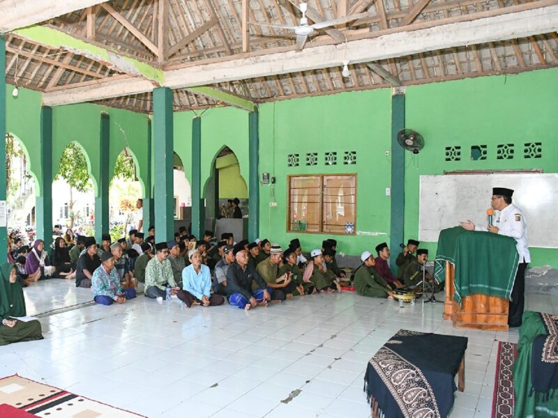 Foto: Kunjungan Wabup Lotim, H.Moh. Edwin Hadiwijaya, di Yayasan Pondok Pesantren Darul Barokah Wal Karomah NW di Pondok Tahfidz Dakwah Islamic Boarding School NW, Montong Mas, Desa Lepak Timur