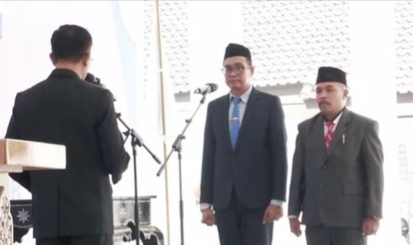 Foto: suasana pelantikan Kadis Dikbud & Kadis Kesehatan Lombok Timur di Aula Pendopo Bupati