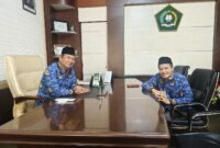 Foto: Kepala Kemenag Lombok Timur bersama Kasi Diniyah dan Pondok Pesantren.