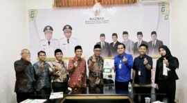 Foto: Ketua Baznas Lombok Timur dan jajaran bersama BPJS Ketenagakerjaan