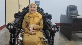 Foto: Siti Aminah, Kepala Dinas Sosial Kabupaten Lombok Timur