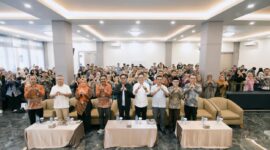 Foto: Kepala BPS NTB, Dr.H.Wahyudin, MM., bersama Bupati Lotim, Sekretaris Daerah dan sejumlah Kepala OPD lingkup Kabupaten Lombok Timur.