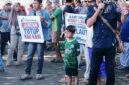 Foto: Aksi Demo di Serikat Masyarakat Selatan, di SPBN Tanjung Luar