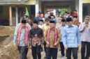 Foto: Menteri Pendidikan Dasar dan Menengah disambut Sekda Lombok Timur, Rektor dan sejumlah tokoh civitas akademisi ITSKes Muhammadiyah Selong