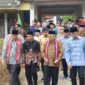 Foto: Menteri Pendidikan Dasar dan Menengah disambut Sekda Lombok Timur, Rektor dan sejumlah tokoh civitas akademisi ITSKes Muhammadiyah Selong