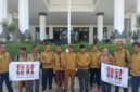 Foto: Ketua PDH Aliansi Masyarakat Adat Nusantara (AMAN) Lombok Timur, Sayadi. SH, bersama jajaran
