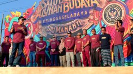 Foto: Wakil Bupati Lombok Timur buka Alunan Budaya Desa Pringgasela bersama tokoh masyarakat Pringgasela