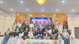 Foto: Kaprodi dan mahasiswa Universitas Hamzanwadi usai ajang PEKSIMIDA NTB 2026