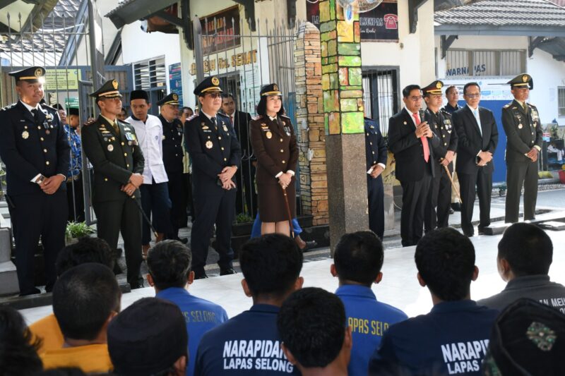 Foto: Kunjungan Bupati Lombok Timur bersama Sekretaris Daerah dan unsur Forkopimda di Lapas Kelas IIB Selong