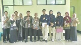 Foto: Jajaran Balai Karantina Kesehatan (BKK) Provinsi NTB saat visitasi di RSUD dr. Raden Soedjono Selong Lombok Timur.
