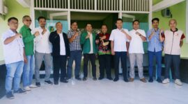Foto bersama Komisioner Bawaslu dan jajaran DPC Partai Persatuan Pembangunan (PPP) 