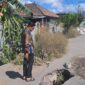 Foto: Bupati Lotim H.Haerul Warisin tinjau jalan rusak di wilayah Kecamatan Lenek