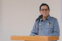 Foto: Bupati Lotim usai meresmikan Kantor Lurah Tanjung Kecamatan Labuhan Haji