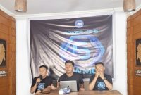Foto: Jajaran pengurus FWMO Lotim saat giat Milad FWMO ke-8 di Pondok Jurnal Selong. 
